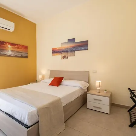 Bright In The Center - Spacious & Cozy Cagliari