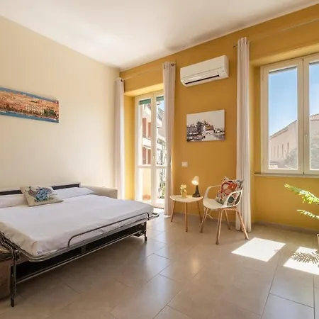 Bright In The Center - Spacious & Cozy Apartman Cagliari