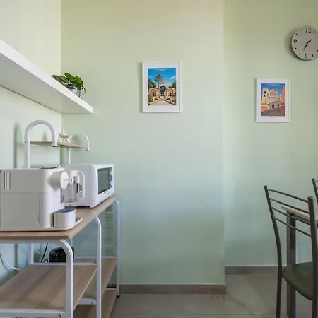 Bright In The Center - Spacious & Cozy Cagliari