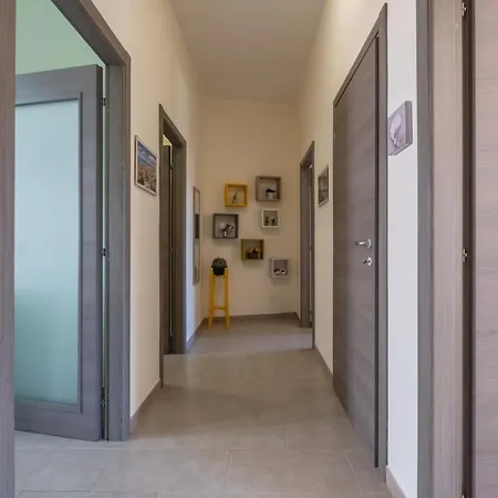 Bright In The Center - Spacious & Cozy * Cagliari